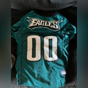 Dog Eagles Jersey Size LG